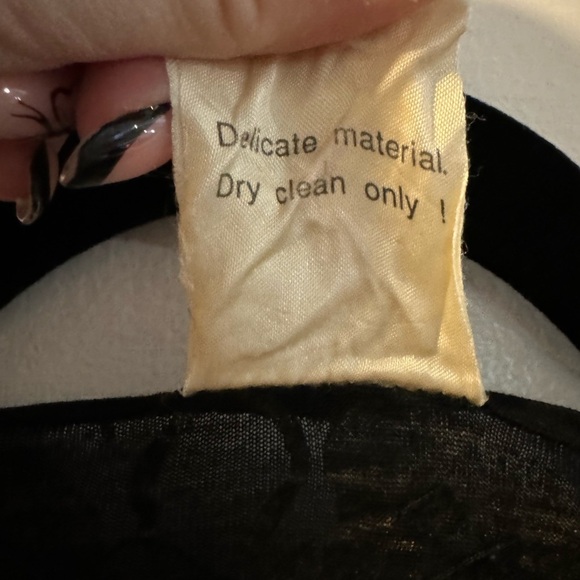 Y2K Embellished Beaded Butterfly Sparkle Black Floral Women's Top One Size VTG - Picture 8 of 15